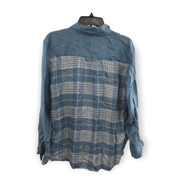 ^ Style & Co Women's Large Printed Back Denim Style Shirt Windowpane Blue Plai… - Picture 2 of 5
